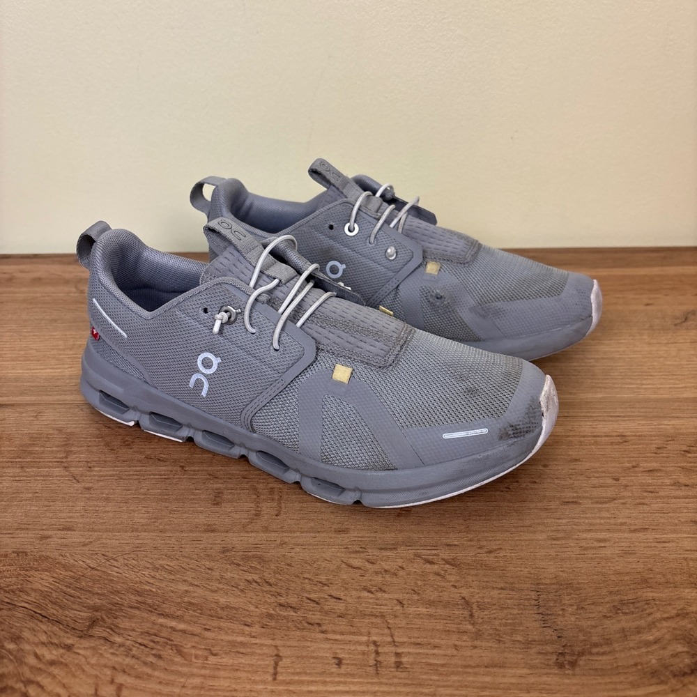 ON Cloud Sky Shoes Alloy Grey Youth Size 6.5 Running Sports Active Everyday